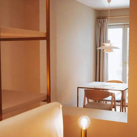 Domum 4 Aparthotel *